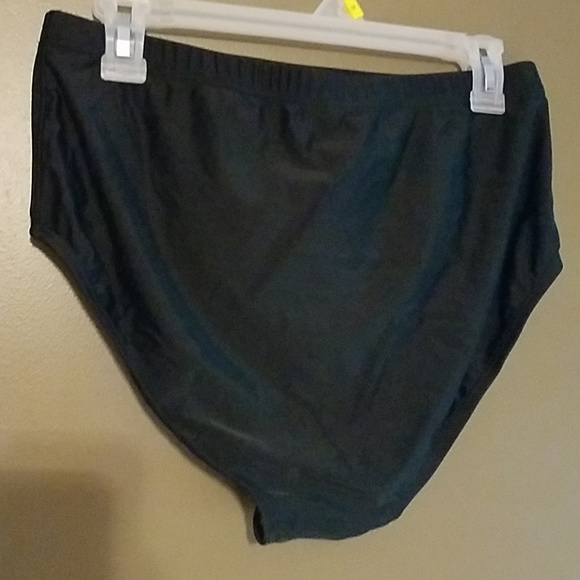 Swim bottom - Picture 2 of 2